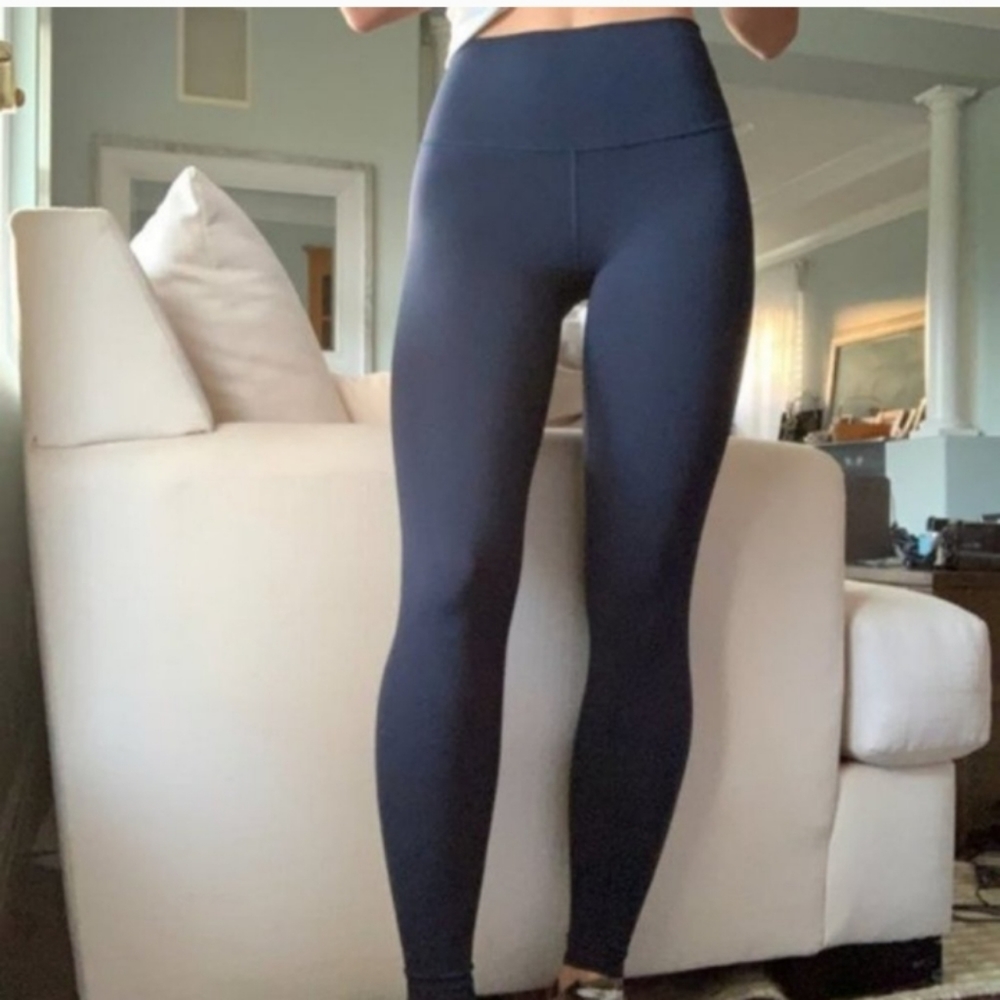 🍋 Lululemon 🍋 Align 28” black Size 8